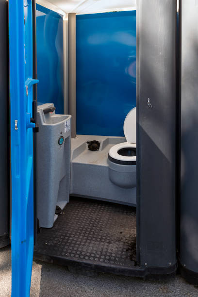 Best Emergency porta potty rental  in Chevy Chase View, MD